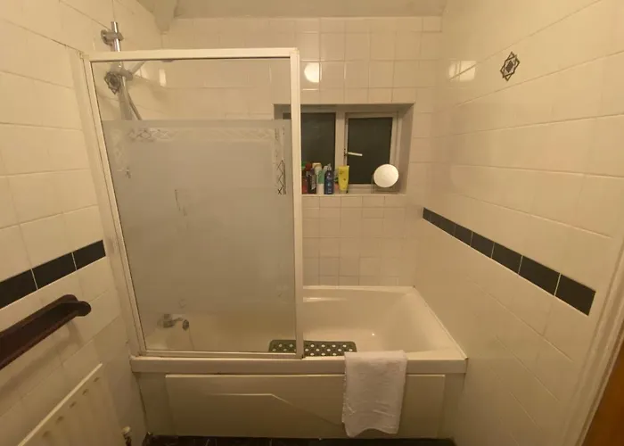 Cosy Centre Guest Shared Homestay Galway